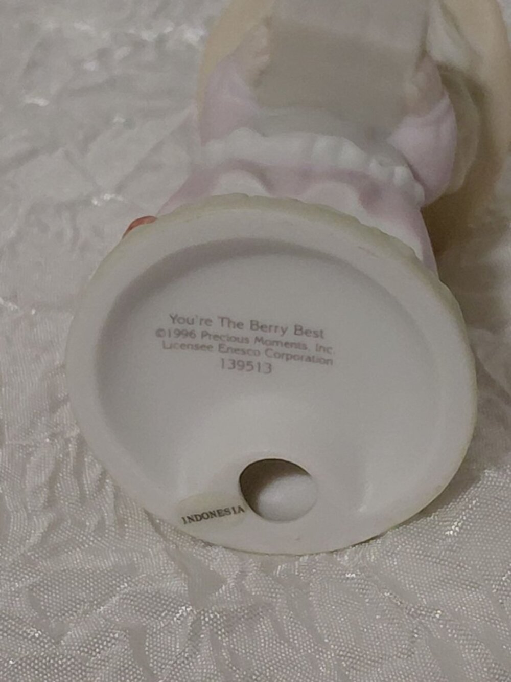 Precious Moments "Youre The Berry Best" Figurine 1996 Enesco With Box & Papers - Picture 3 of 6